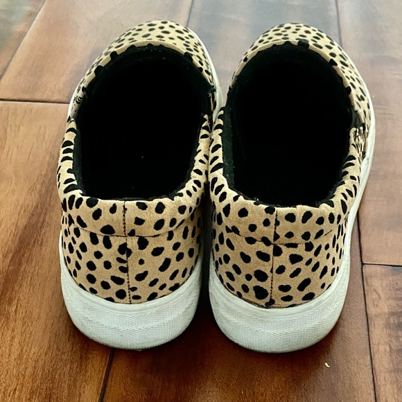 SODA Platform Womens Leopard Slip-On Shoes sz 7.5 - Picture 4 of 6